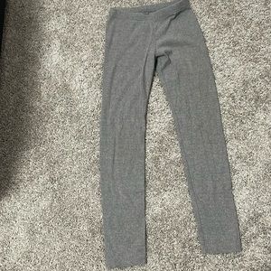 Gray striped textured leggings